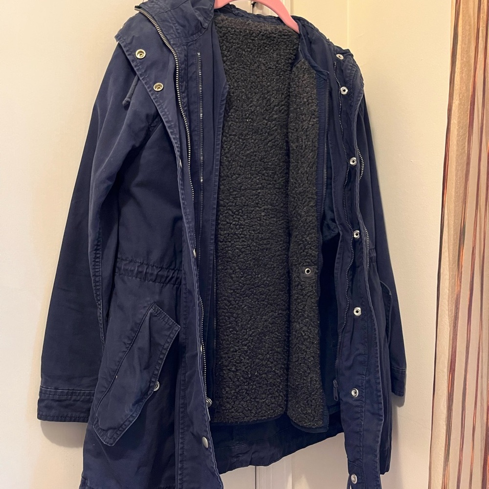 GAP Women’s Petite Navy Canvas Parka with Removable warm fleece Lining ( jacket)